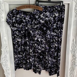 New Ellen Tracy Black and White Floral Pajama set size small